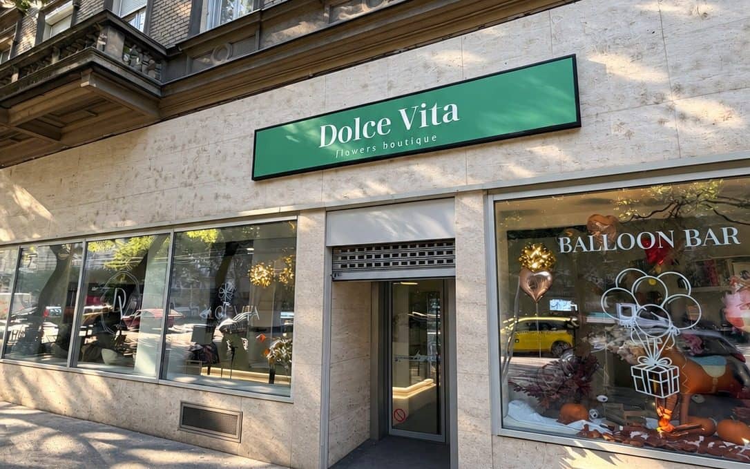 Dolce Vita boutique at Erzsébet körút 18